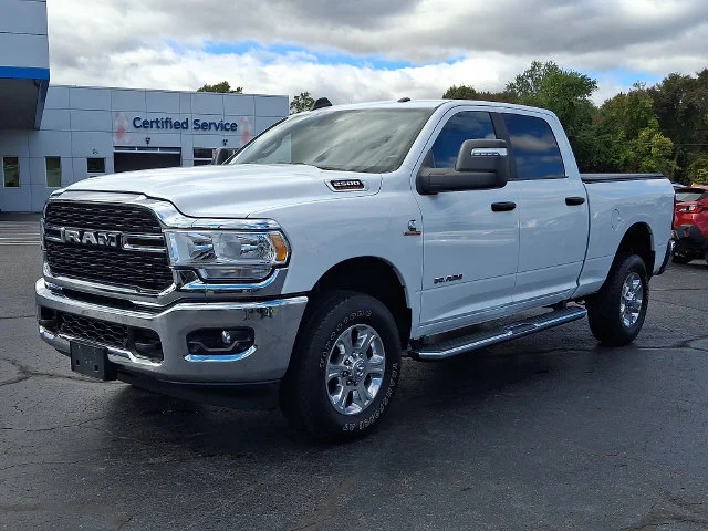 Used 2023 White Ram Big Horn image 4