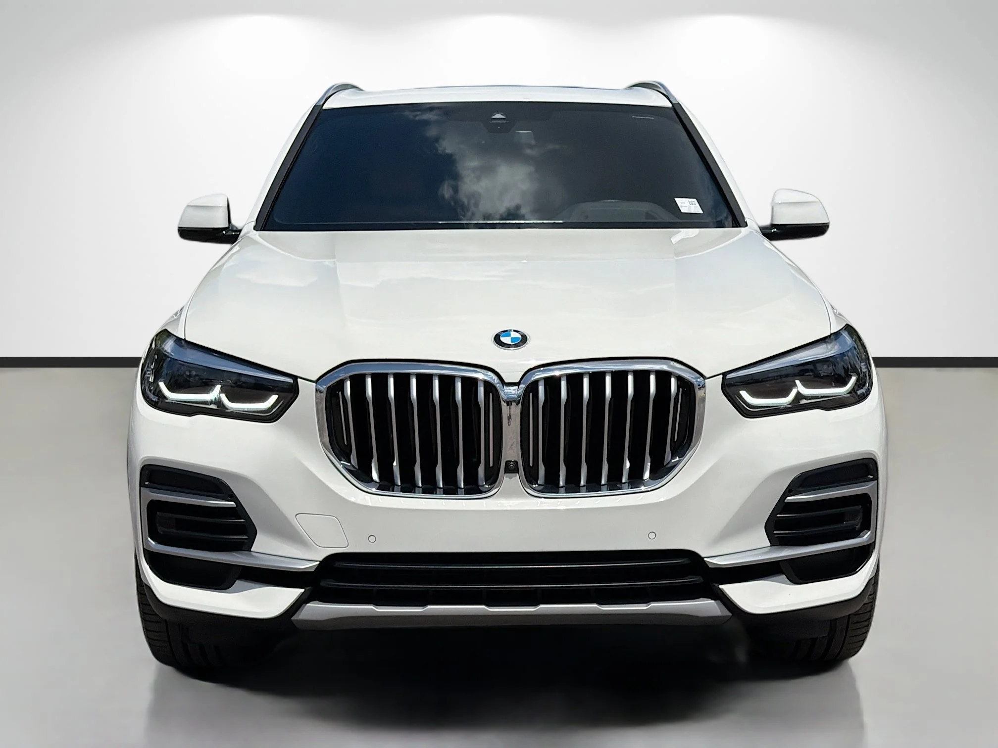 Used 2023 Alpine White BMW xDrive40i image 8
