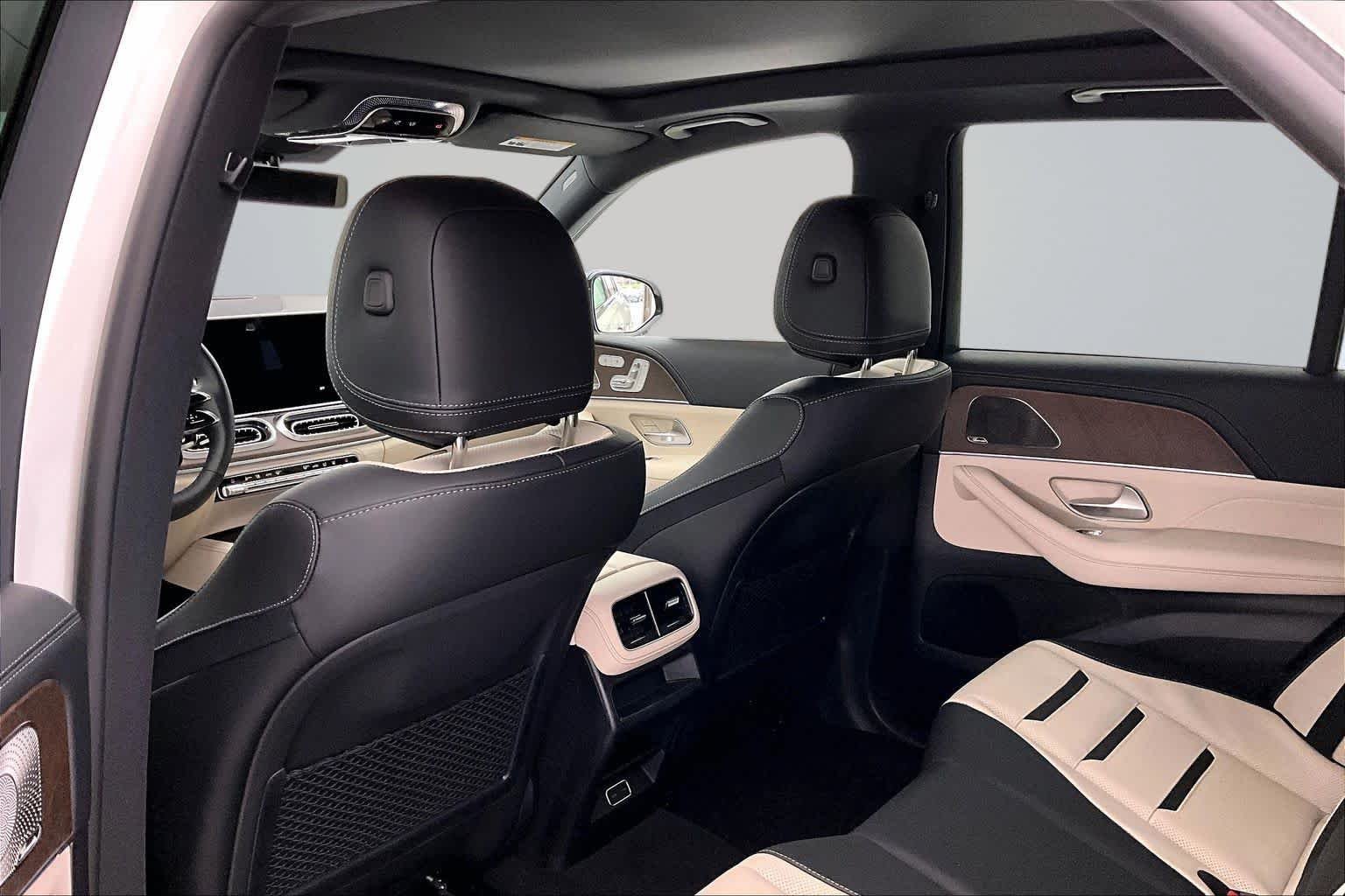 New 2027 Polar White Mercedes-Benz AMG® GLE 53e 4MATIC+ SUV image 12