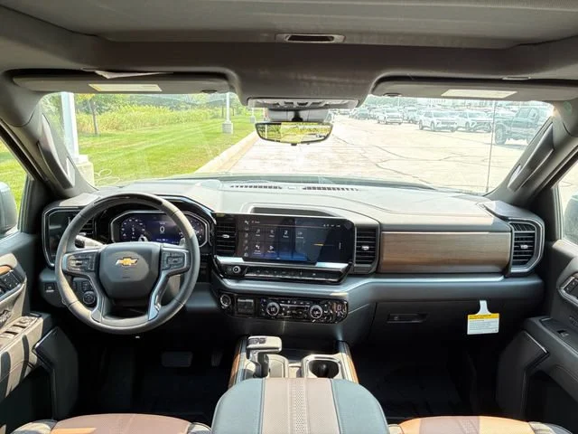 New 2026 Black Chevrolet High Country image 19