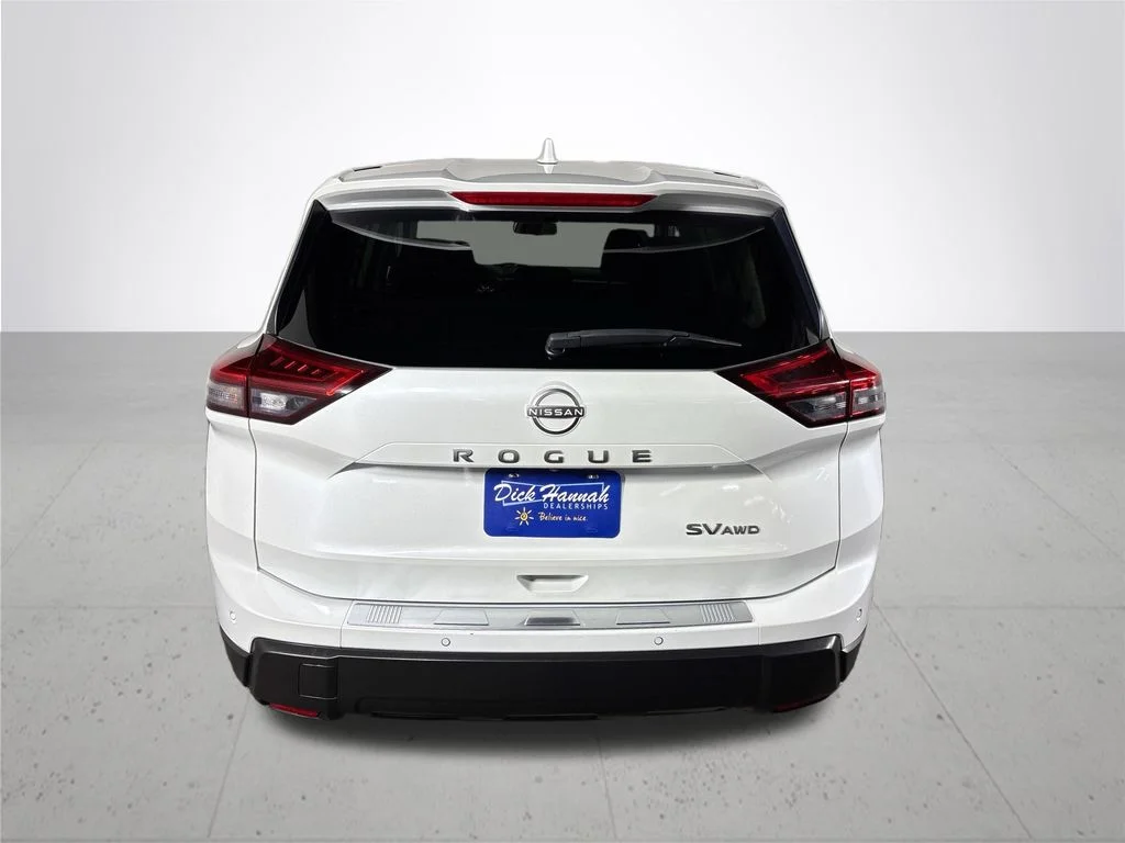 Used 2024 White Nissan SV image 7