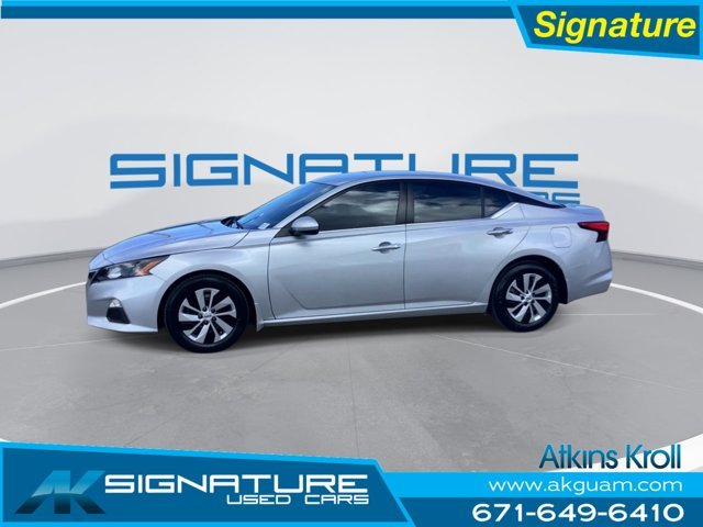 Used 2022 Brilliant Silver Metallic Nissan 2.5 S image 6