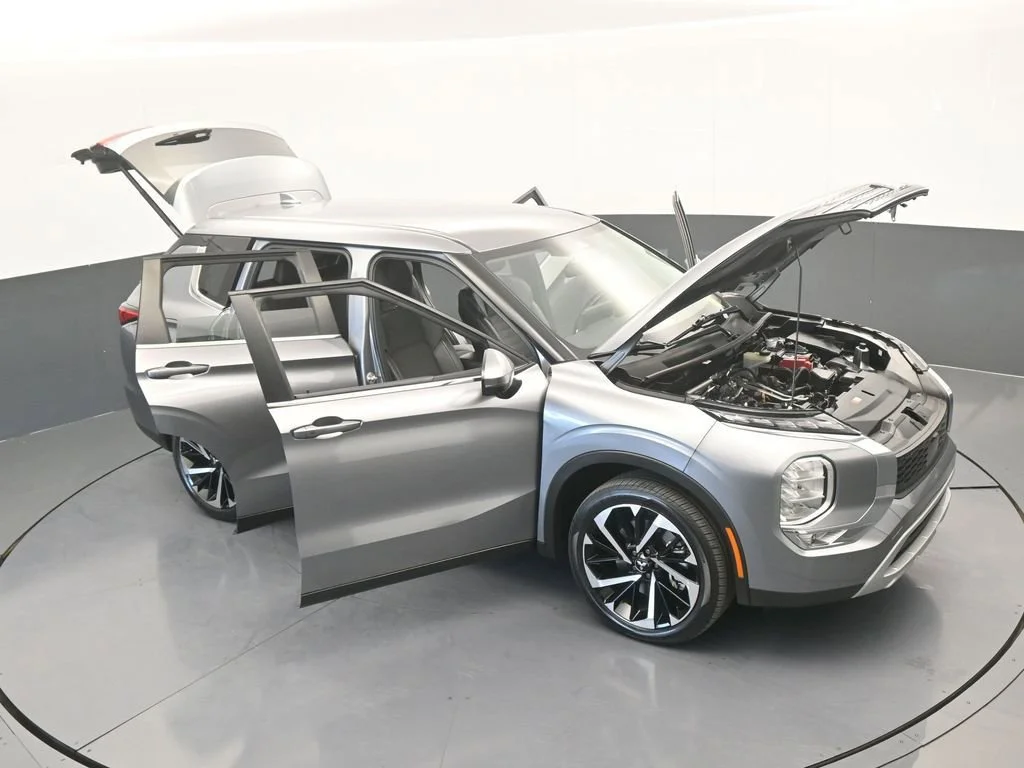 2022 Mitsubishi Outlander SE - Photo 65