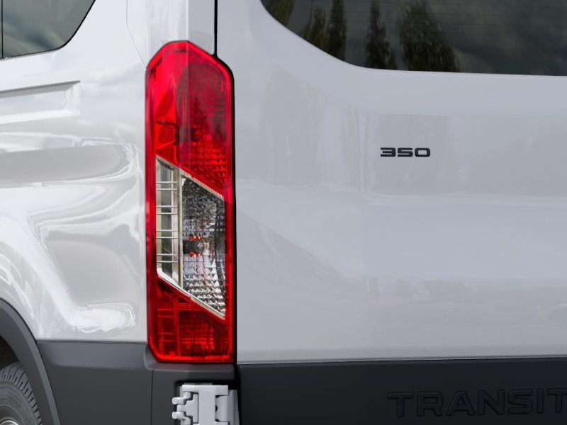 New 2027 Oxford White Ford XL image 21