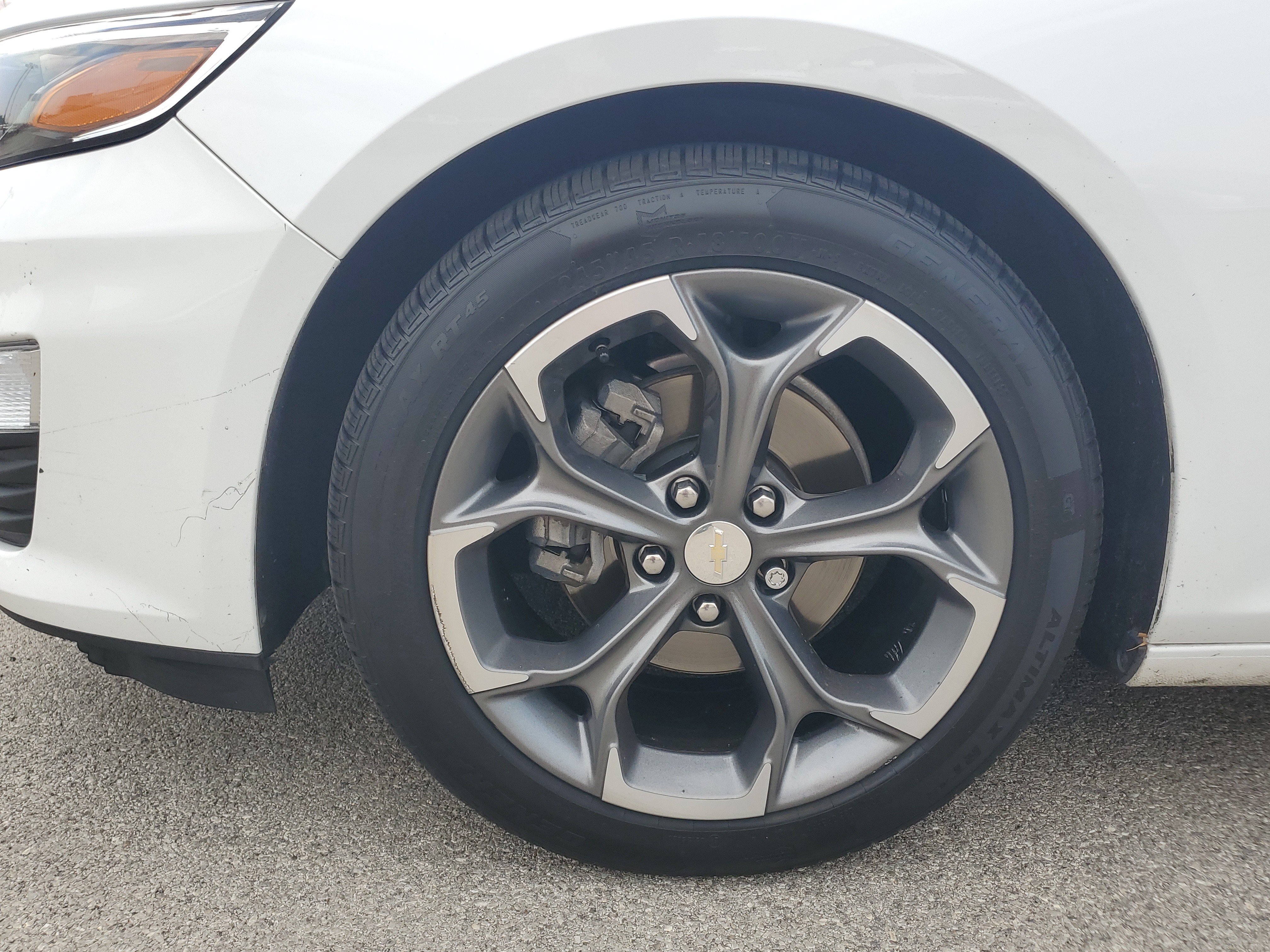 Used 2020 Summit White Chevrolet LT image 9