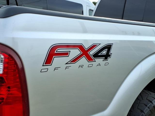 Used 2015  Ford  image 6