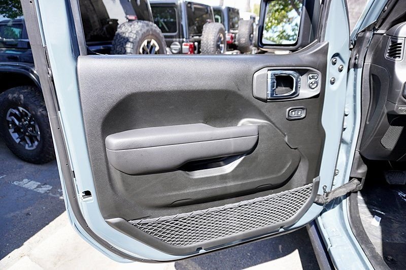 New 2025 Anvil Clear-Coat Exterior Paint Jeep Willys image 30