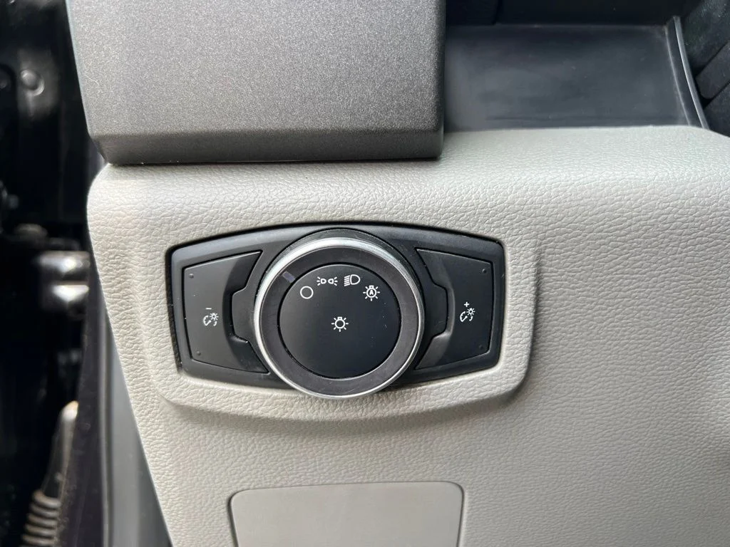 2019 Ford F-550 Super Duty Chassis Cab XL - Photo 20
