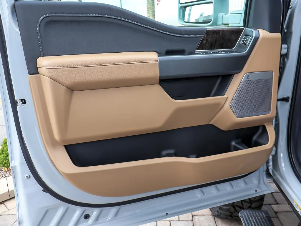 Used 2026 Avalanche Ford LARIAT image 38