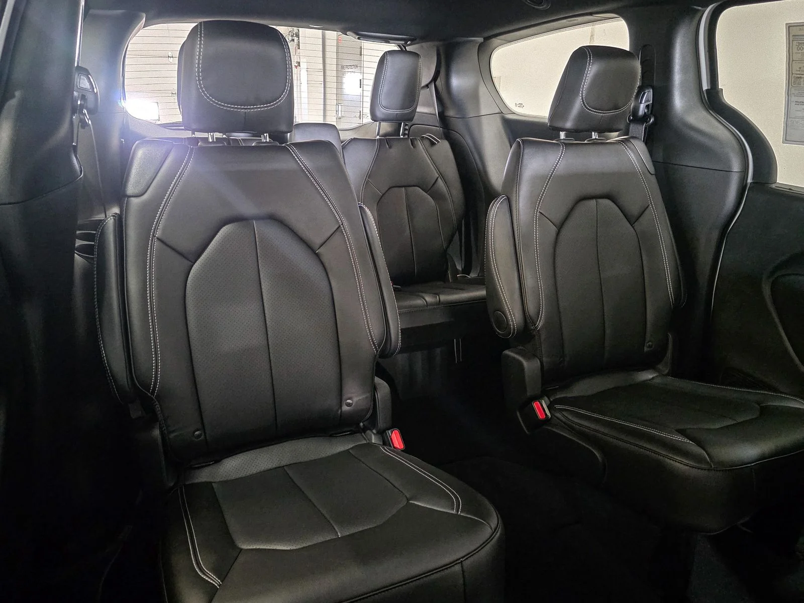 2026 Chrysler Pacifica Select - Photo 22