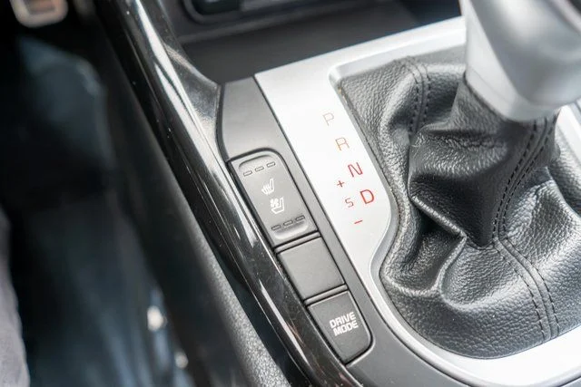 Used 2023 White Kia GT-Line image 31