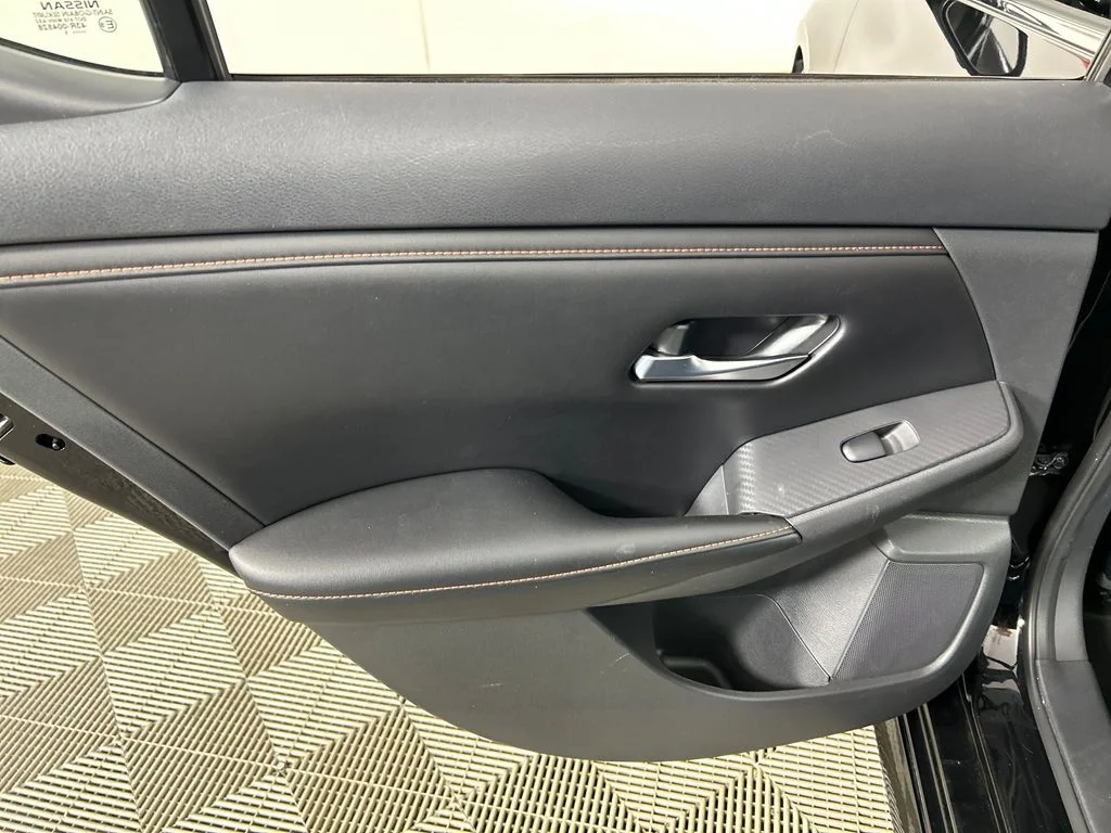 Used 2021 Black Nissan SR image 16