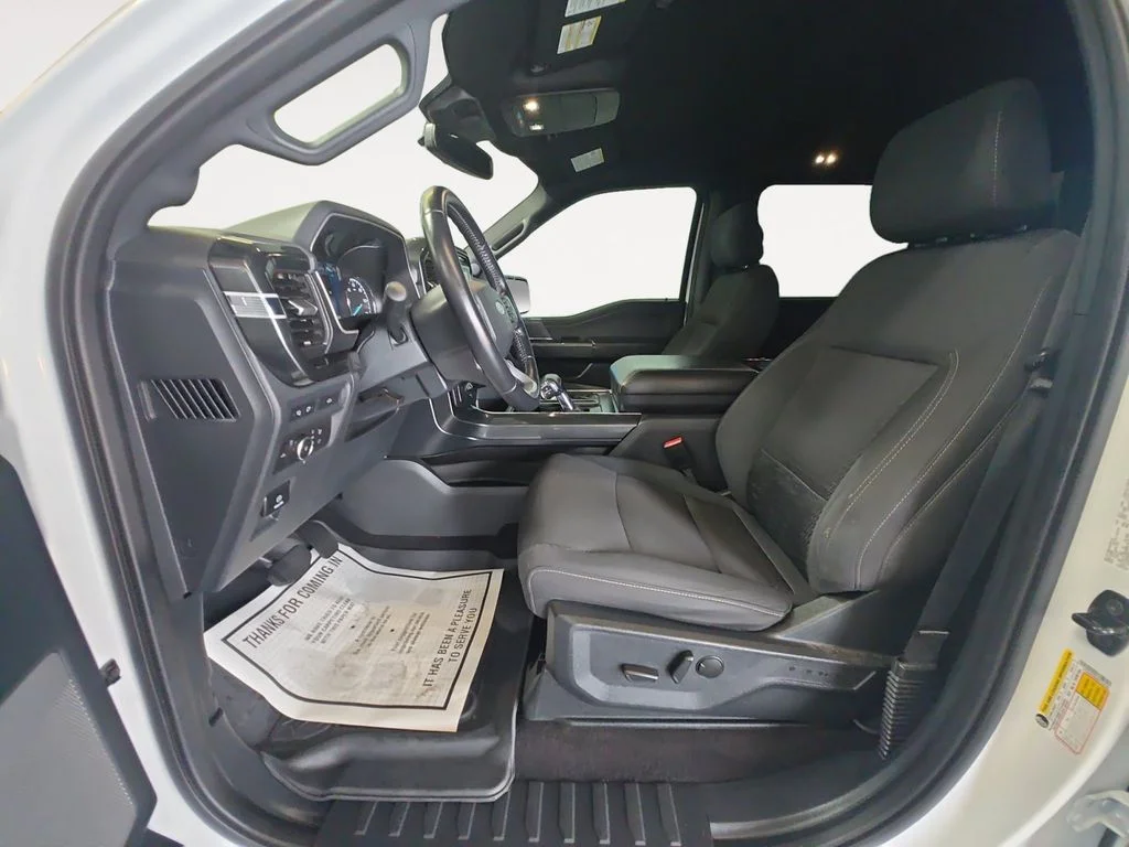 Used 2022 White Ford XLT image 11