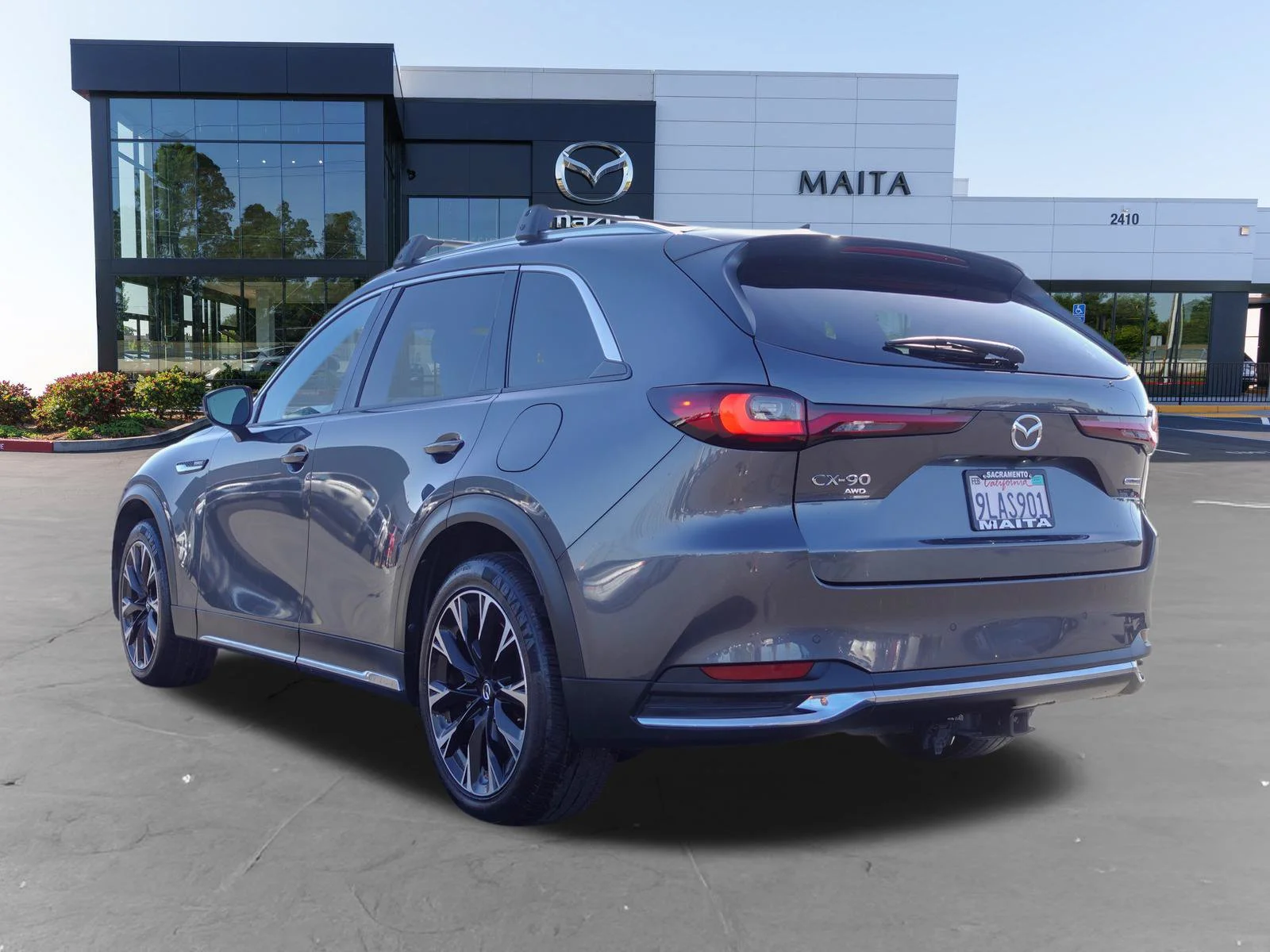 Certified Used 2024 Machine Gray Metallic Mazda Premium Plus image 6