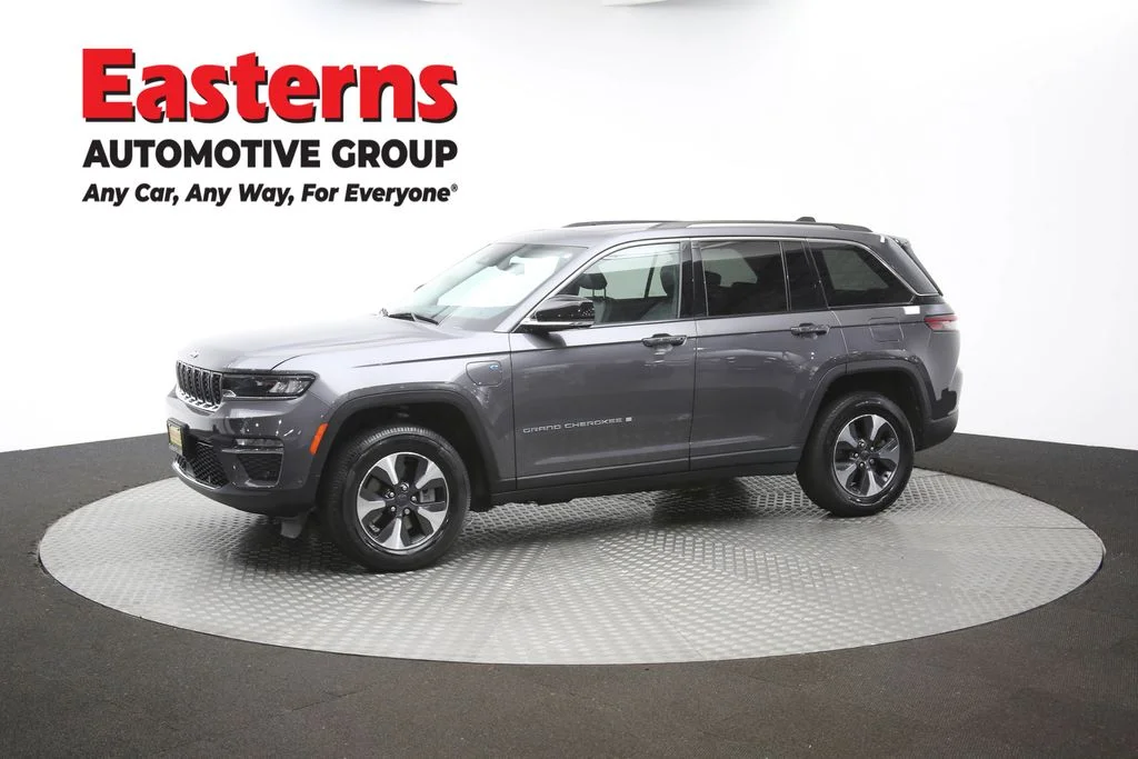 Used 2022 Gray Jeep 4xe image 62