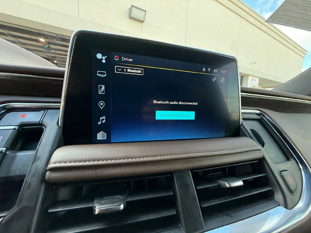 Used 2024 Beige Chevrolet High Country image 21