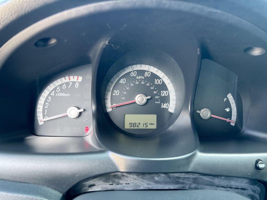 Used 2009 Red Kia LX image 10