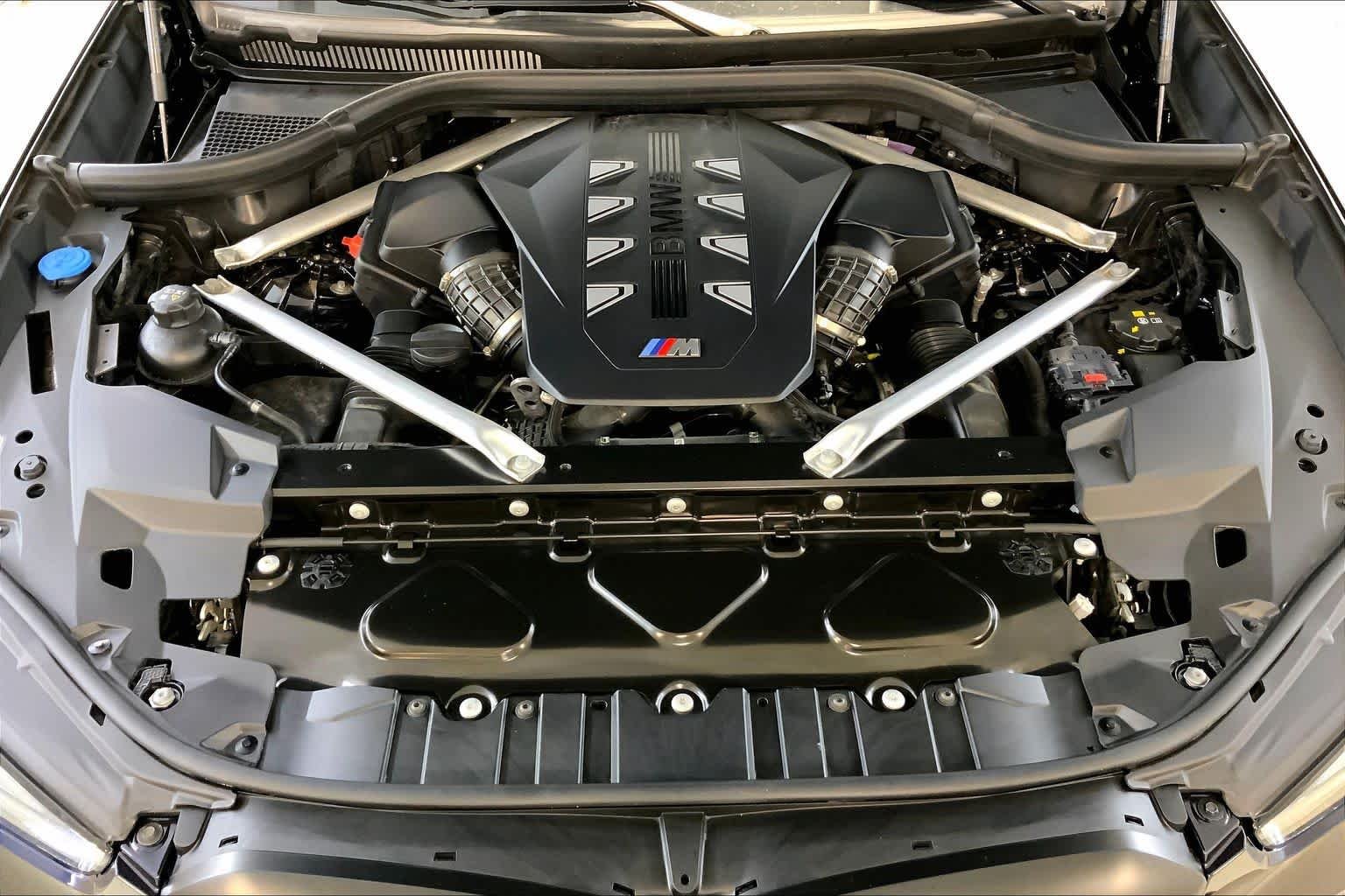Certified Used 2026 Carbon Black Metallic BMW M60i image 30