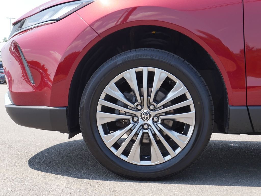 Used 2024 Red Toyota XLE image 11
