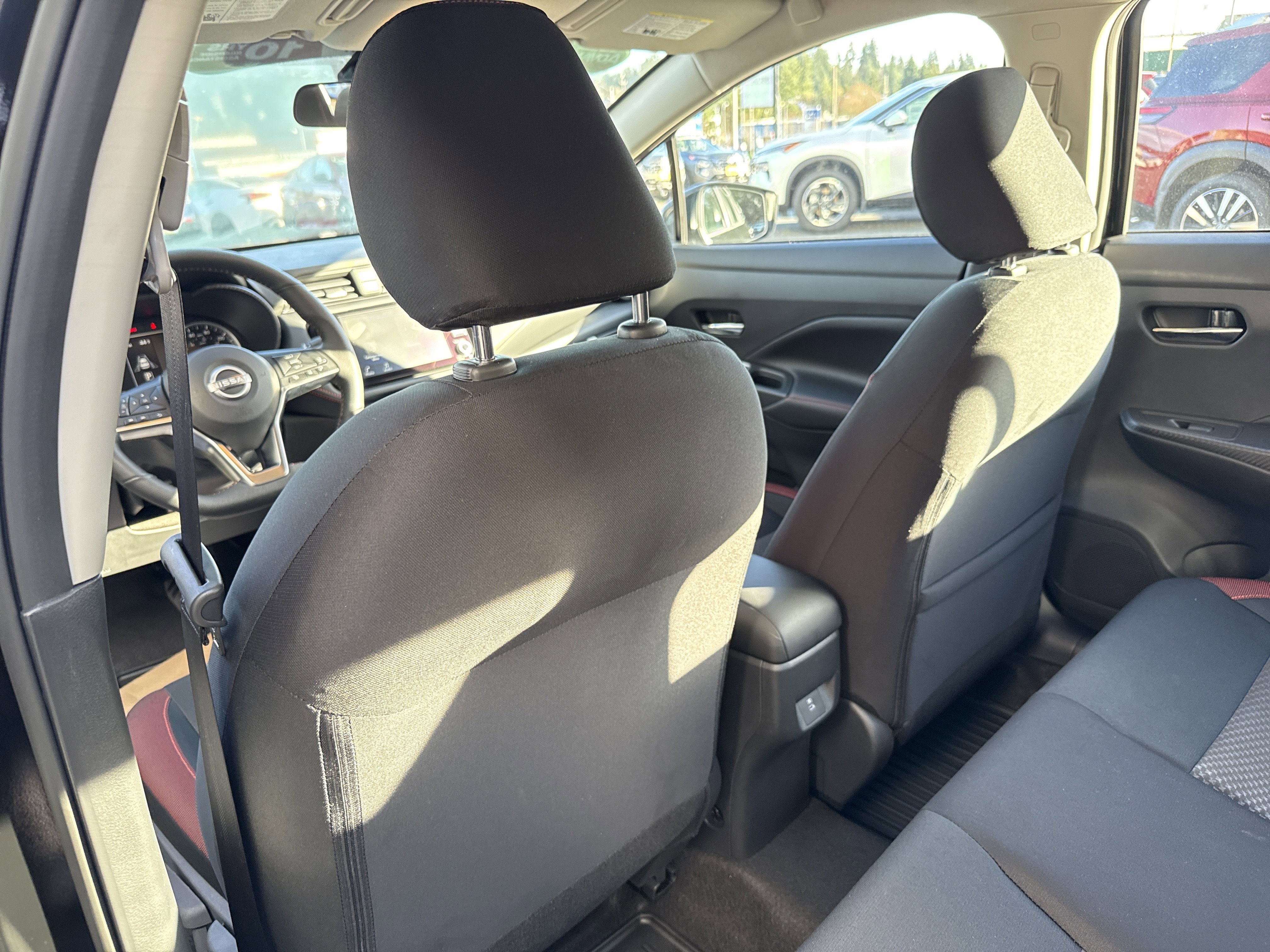 2025 Nissan Versa Sedan SR - Photo 14