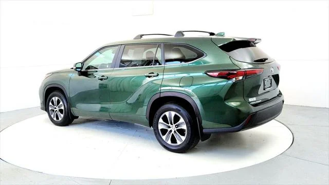 Certified Used 2024 CYPRESS Toyota  image 4