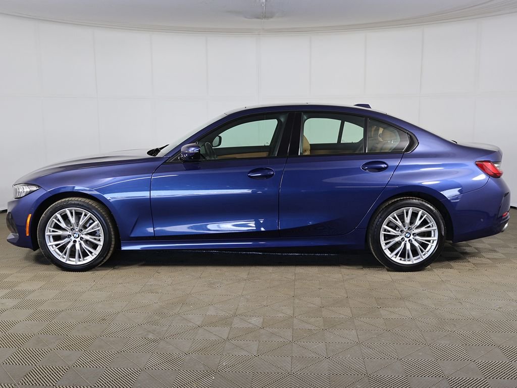 2023 BMW 3 Series 330i - Photo 15