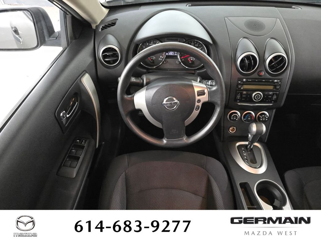 Used 2011 Gray Nissan S image 18