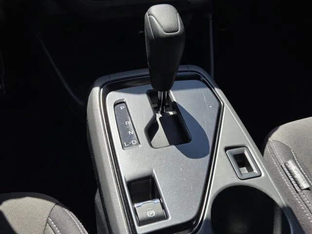Used 2024 Black Subaru Base image 14