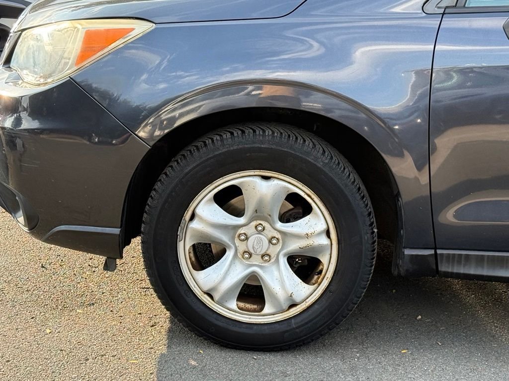 Used 2014 Gray Subaru 2.5i image 9