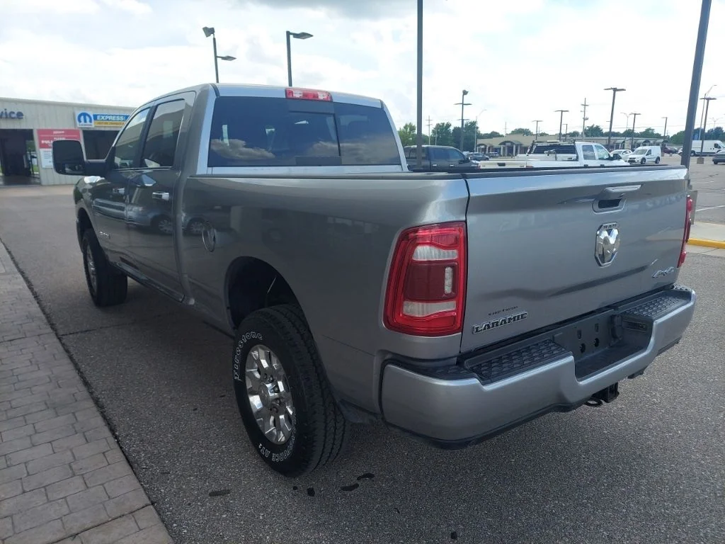 Used 2024 Silver Ram Laramie image 5