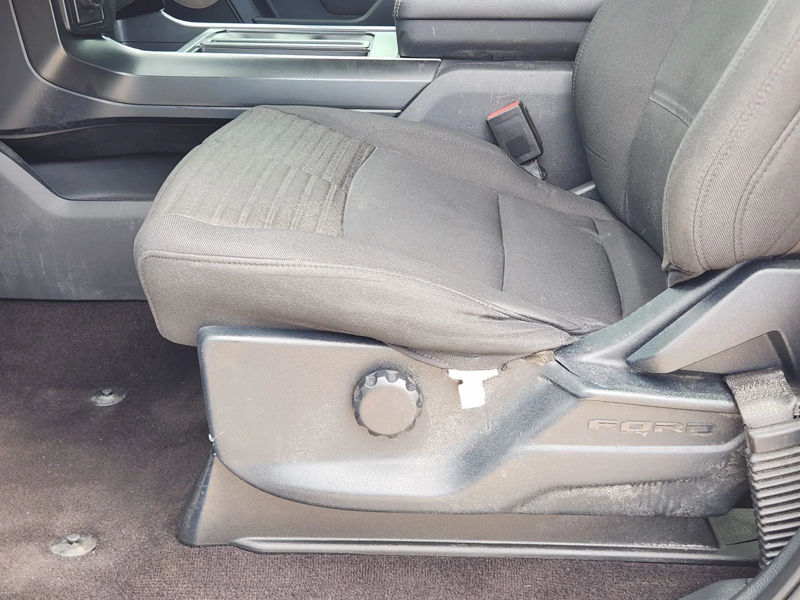 Used 2021 Blue Ford XL image 23