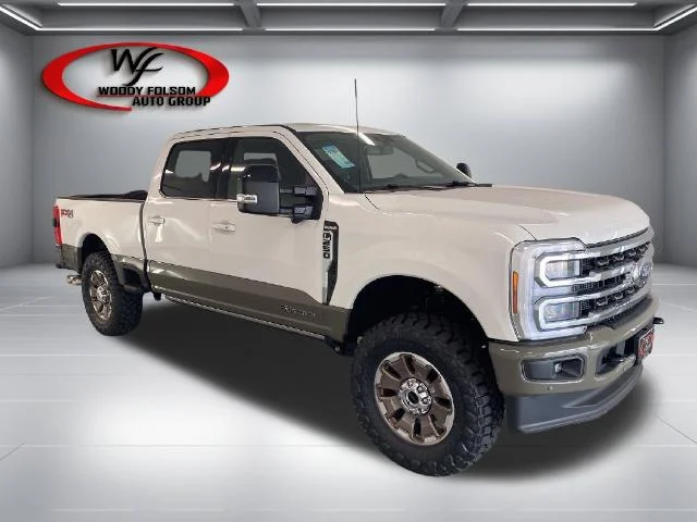 New 2026 Star White Metallic Tri-Coat Ford F-250® King Ranch® image 32