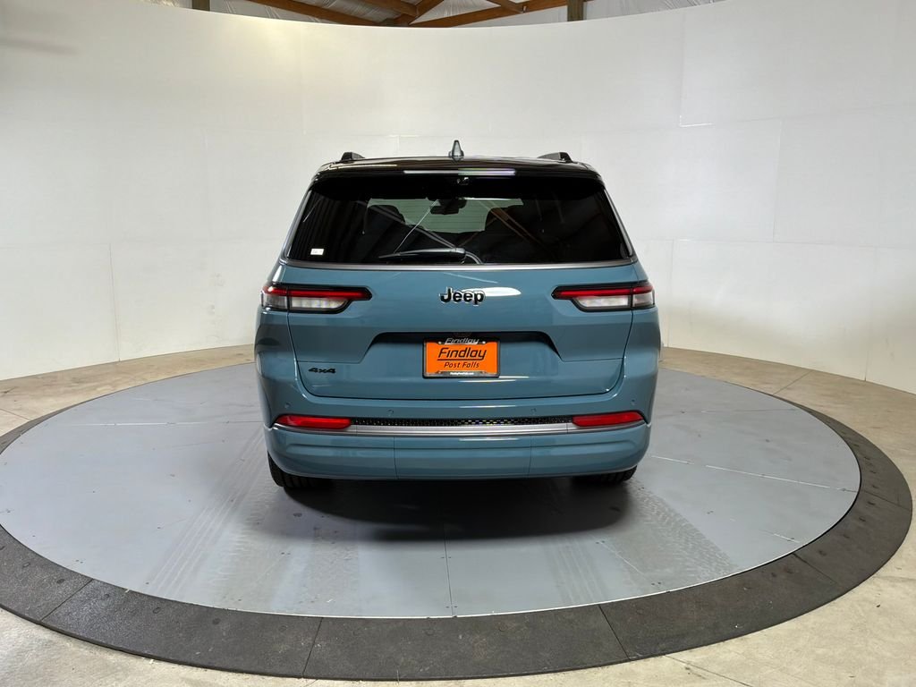 New 2026 Steel Blue Exterior Paint Jeep Limited Reserve image 6
