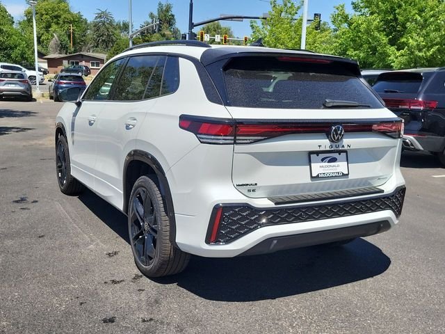 New 2026 White/off-white Volkswagen 2.0T SE R-Line Black image 6