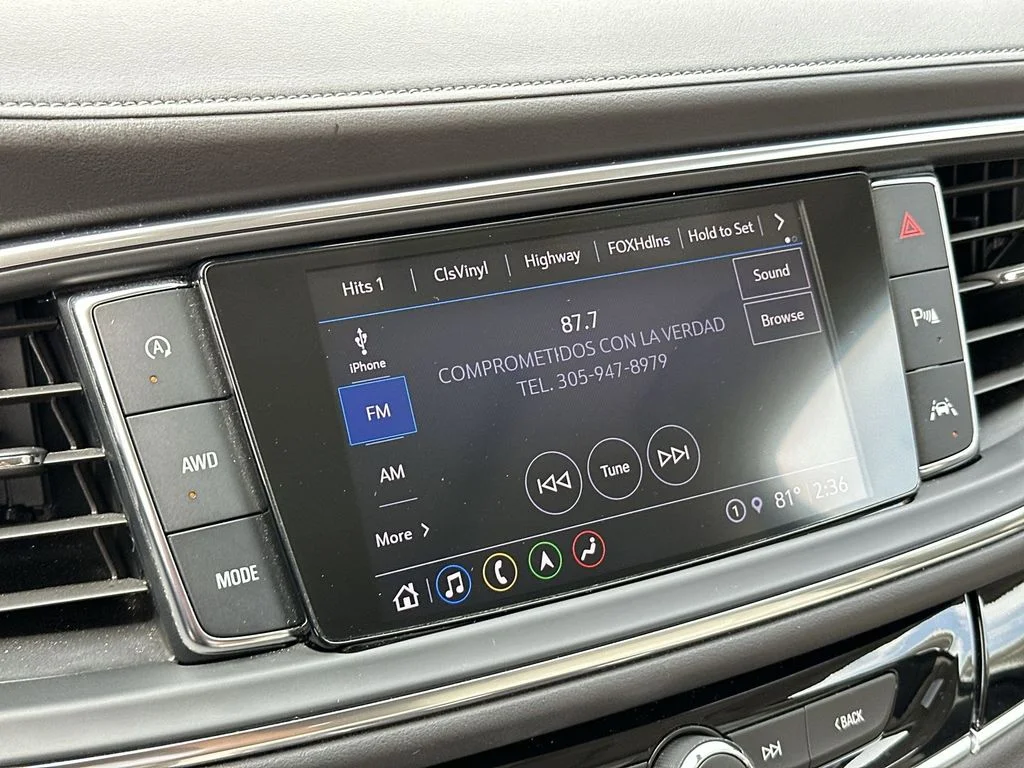 Used 2022 Green Buick Avenir image 12