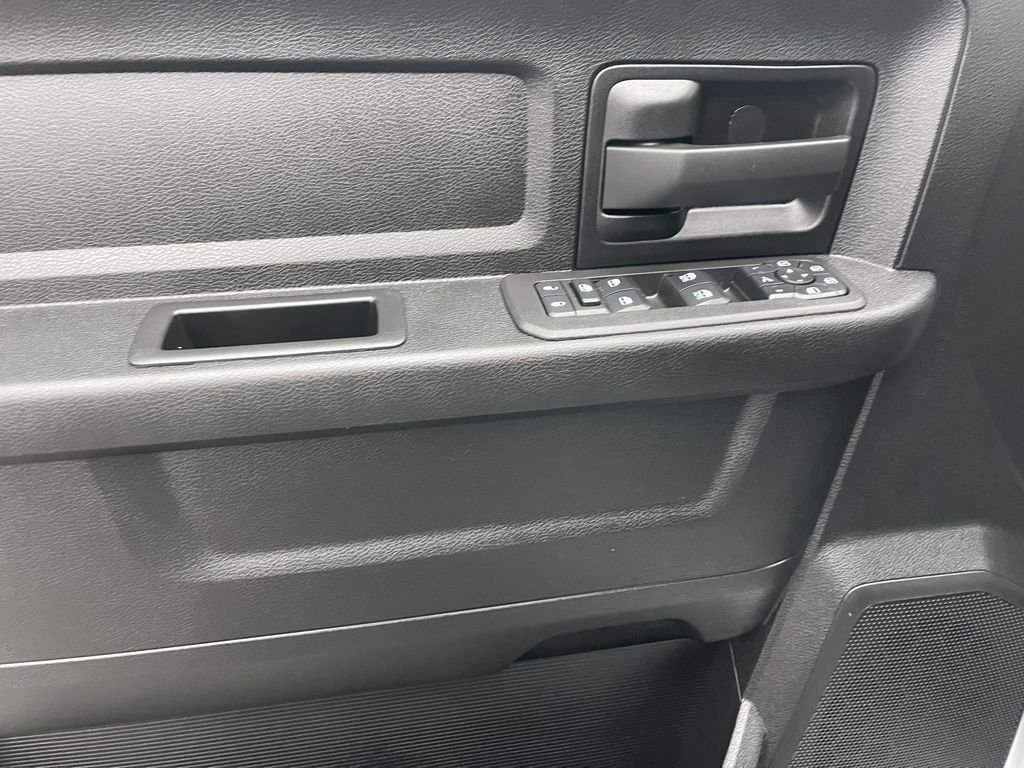 2026 RAM 2500 Tradesman/Black Express - Photo 15