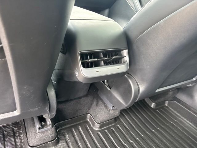 Used 2023 White Tesla Long Range image 32