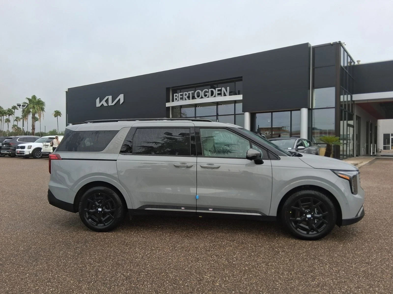 New 2026 White Kia SX image 3