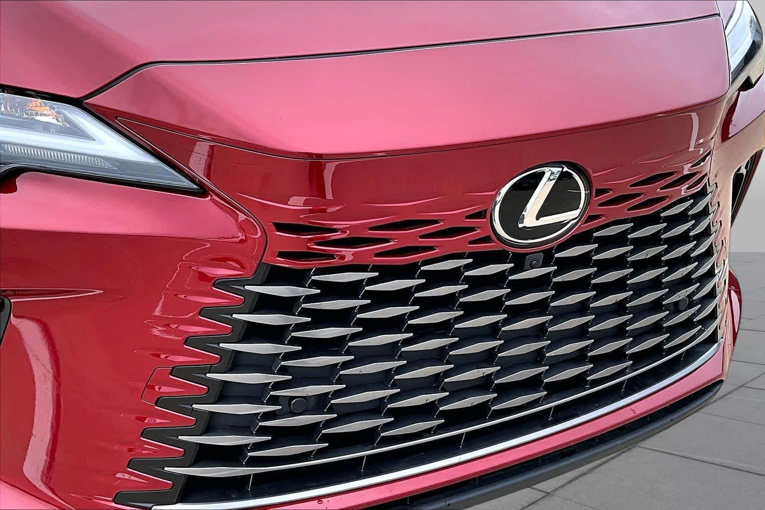 Used 2025 Matador Red Mica Lexus Premium Plus image 30