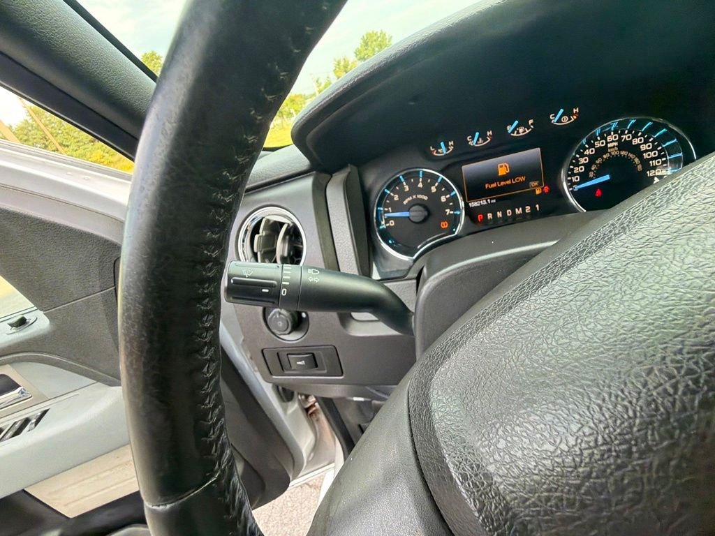 Used 2011 Silver Ford XLT image 36