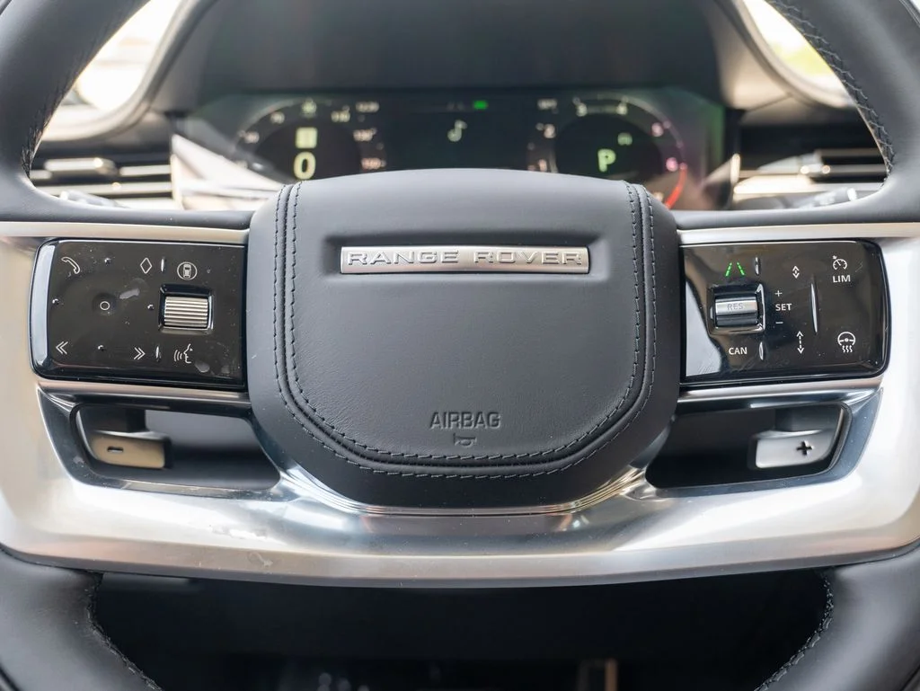 New 2026 Fuji White Land Rover SE image 14