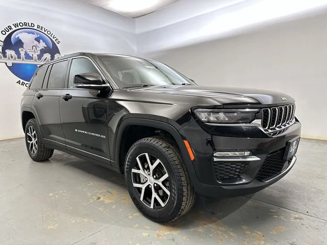 Used 2024 Black Jeep Limited image 12