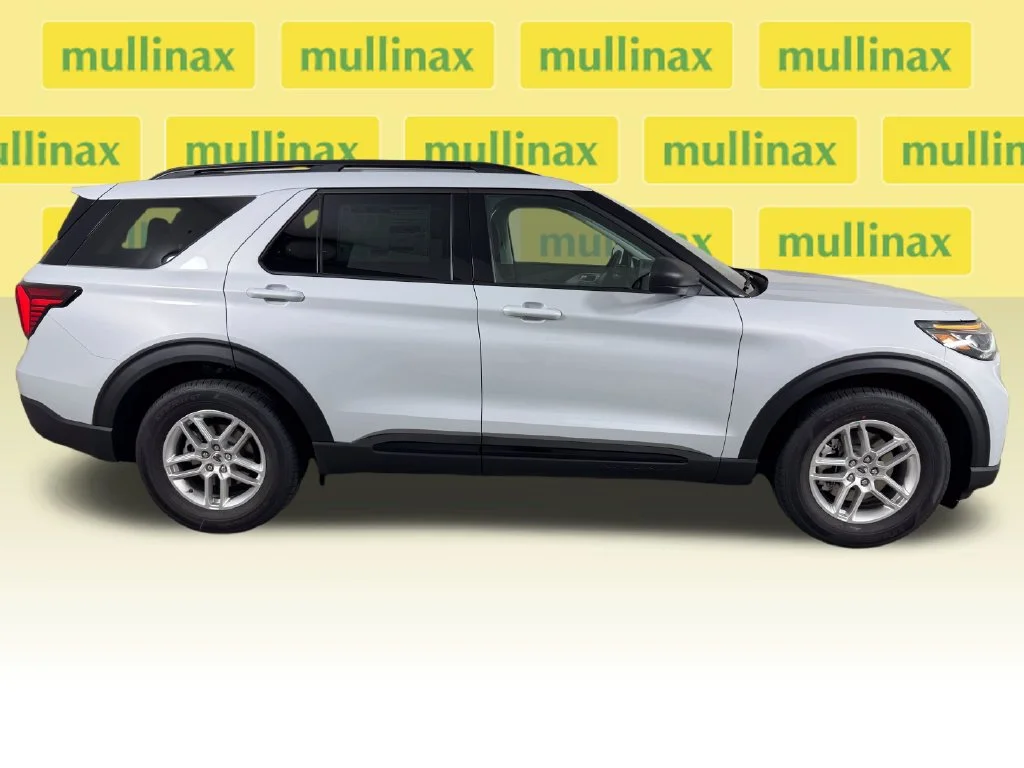 New 2027 White Ford Active image 19