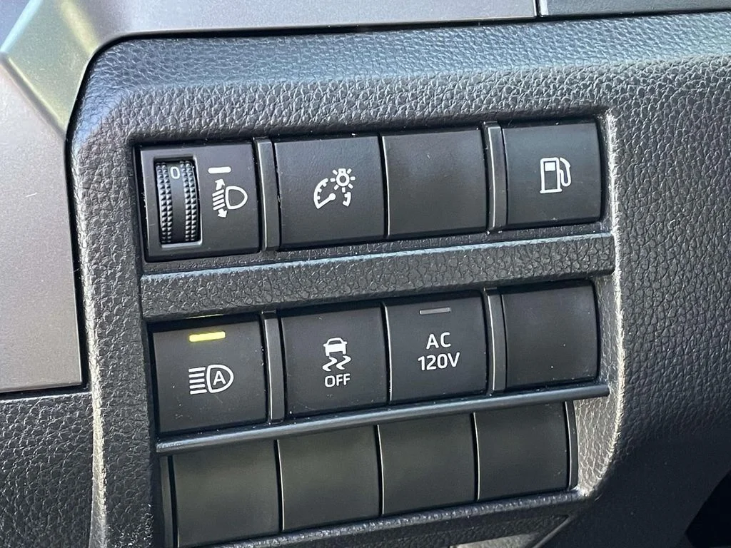 2025 Toyota Tacoma TRD Off Road - Photo 10