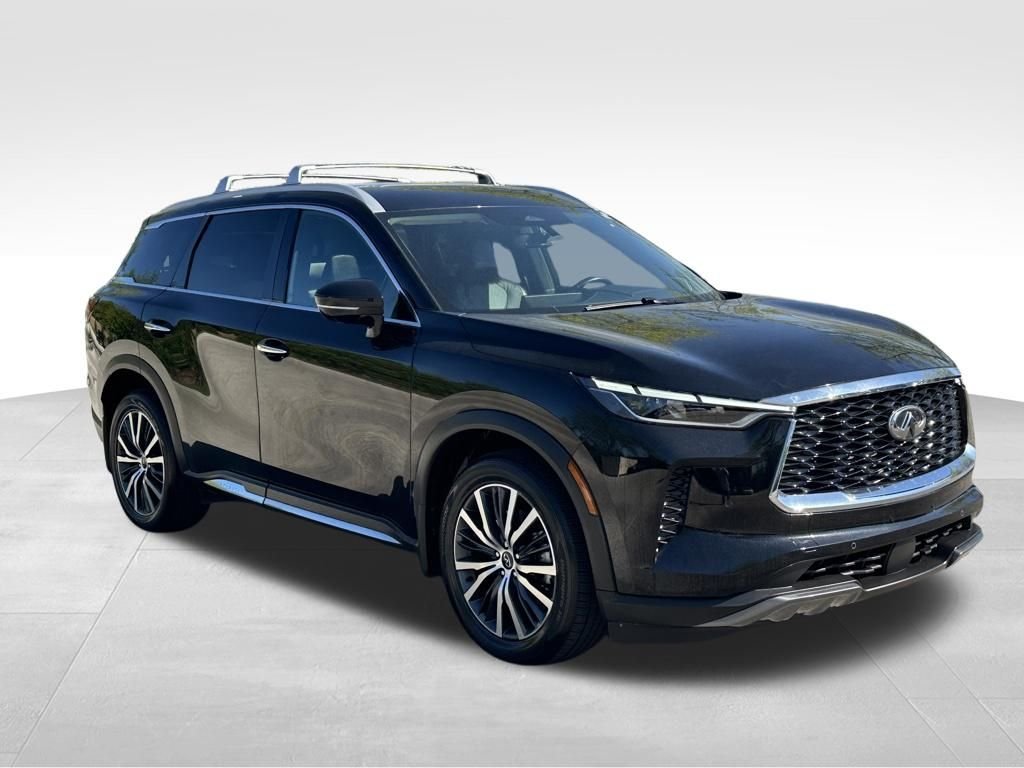 Used 2023 Black INFINITI Sensory image 6