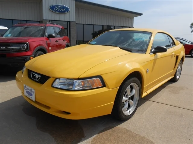 1999 Ford Mustang GT V8's photo