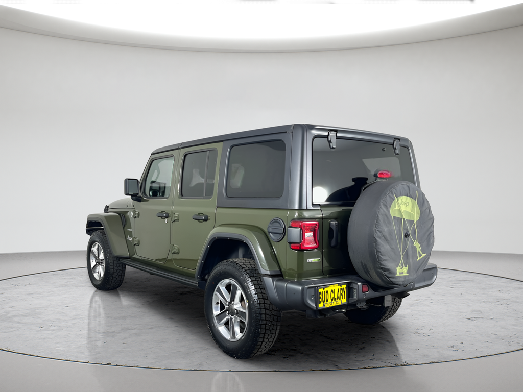 Used 2021 Green Jeep Unlimited Sahara image 7