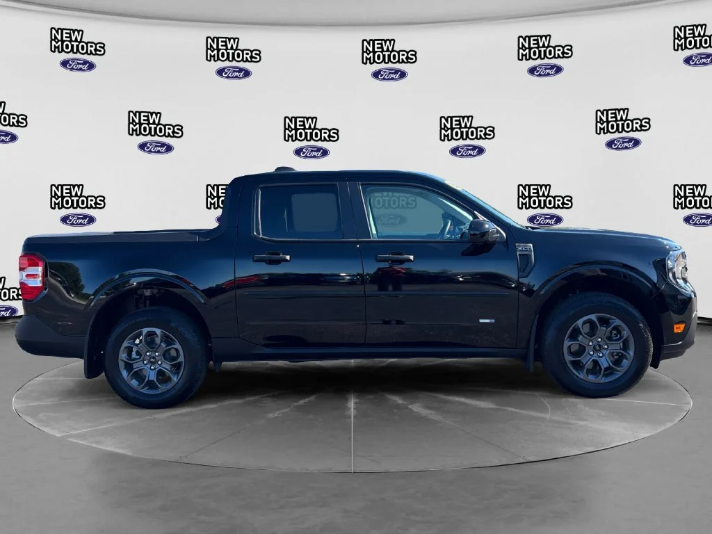 Used 2026 Shadow Black Ford XLT image 7
