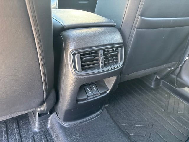 Used 2018 Silver Honda EX-L image 32