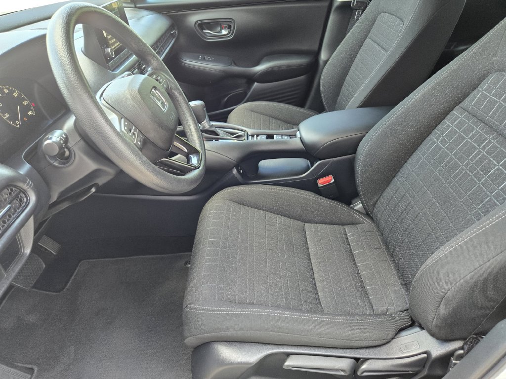 Used 2024 White Honda LX image 9